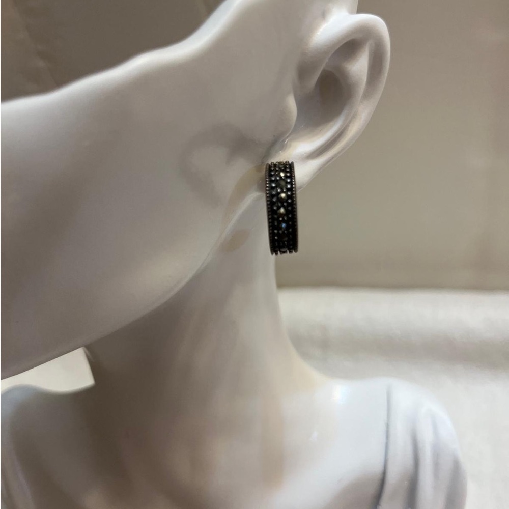 round sterling silver stud filled earrings